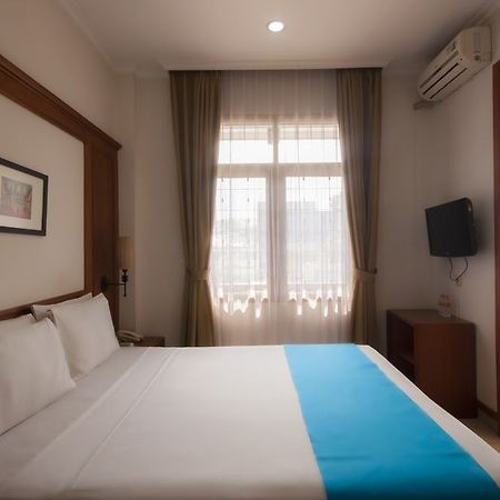 Caryota Hotel Bandung Esterno foto