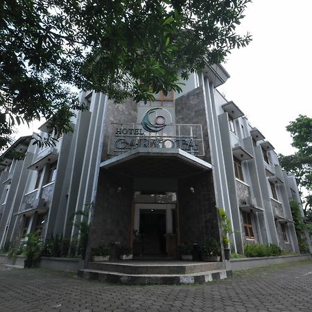 Caryota Hotel Bandung Esterno foto